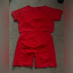 Yeoreo Red workout set Top and shorts 
Shorts size Small
Top size Medium